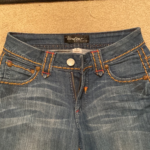 Cache Contour Collection Jean - Picture 3 of 4